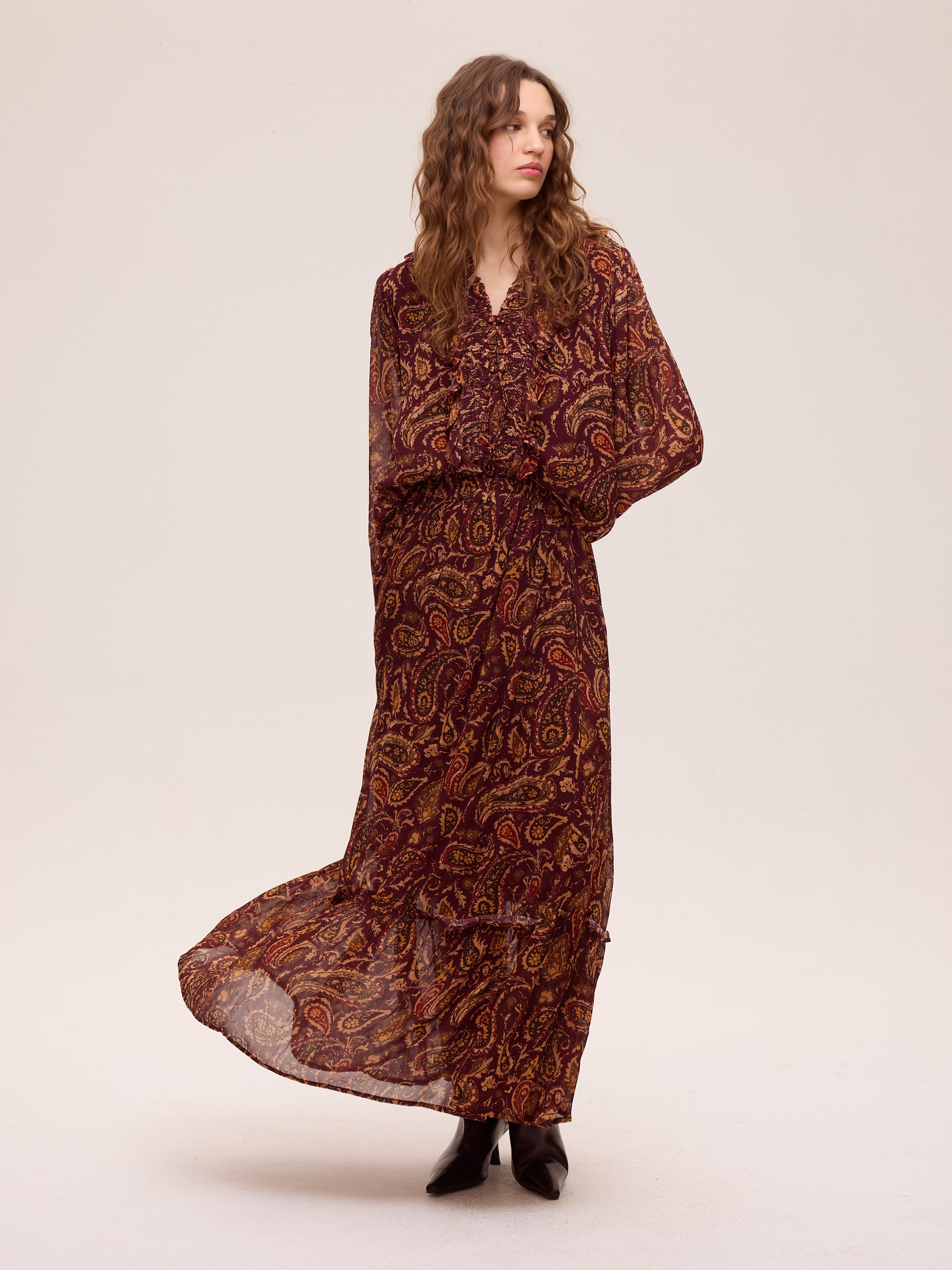 DRIZZ PAISLEY TOP - Top con volantes, moda de fiesta e invitada diseñada en España por MIOH
