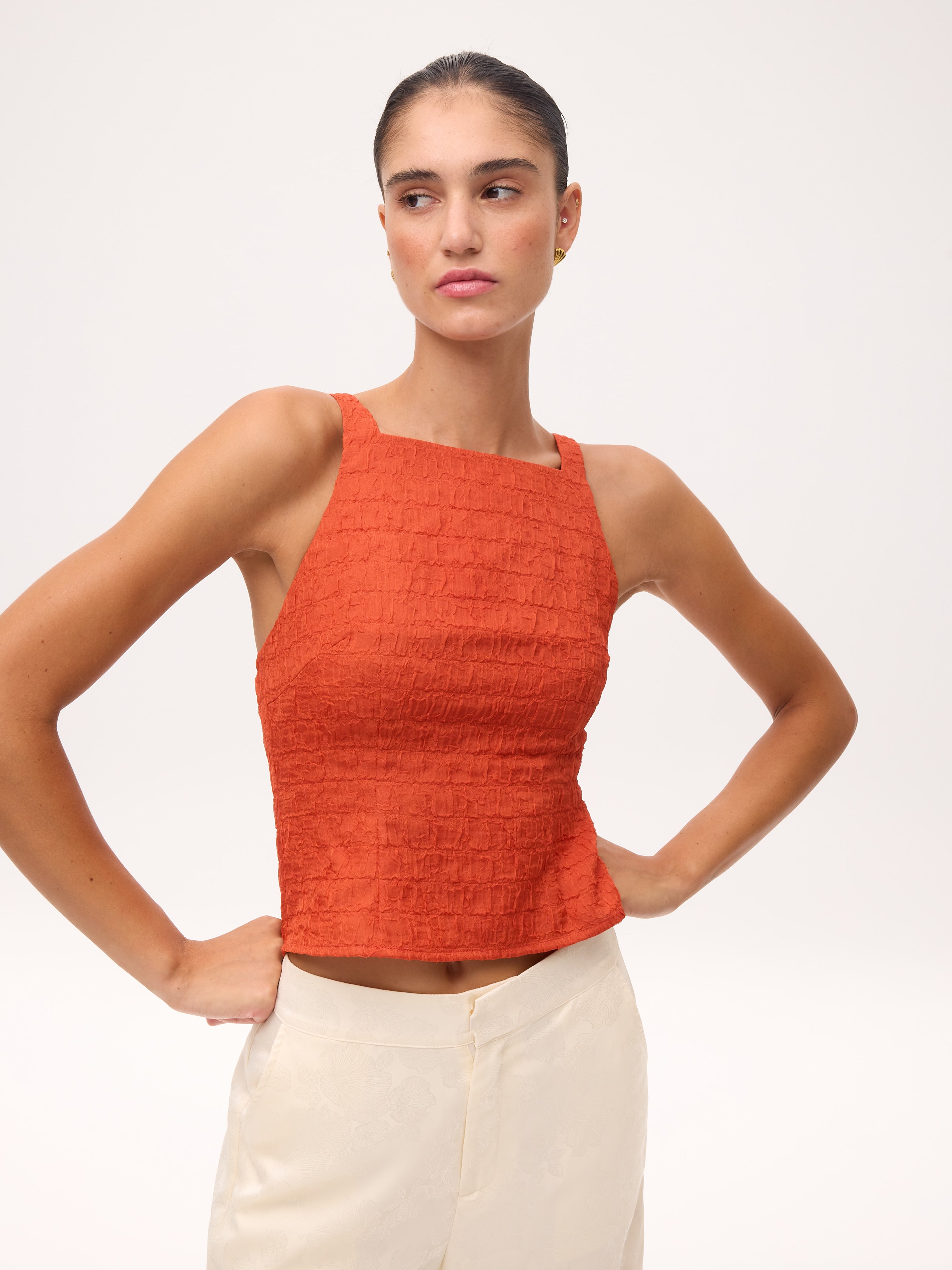 LEAR PANTS - Pantalones anchos jacquard tejido Ginko, de fiesta e invitada de boda y evento primavera verano. MIOH es la marca española de vestidos de fiesta mas de moda, preferida por influencers y famosas de España