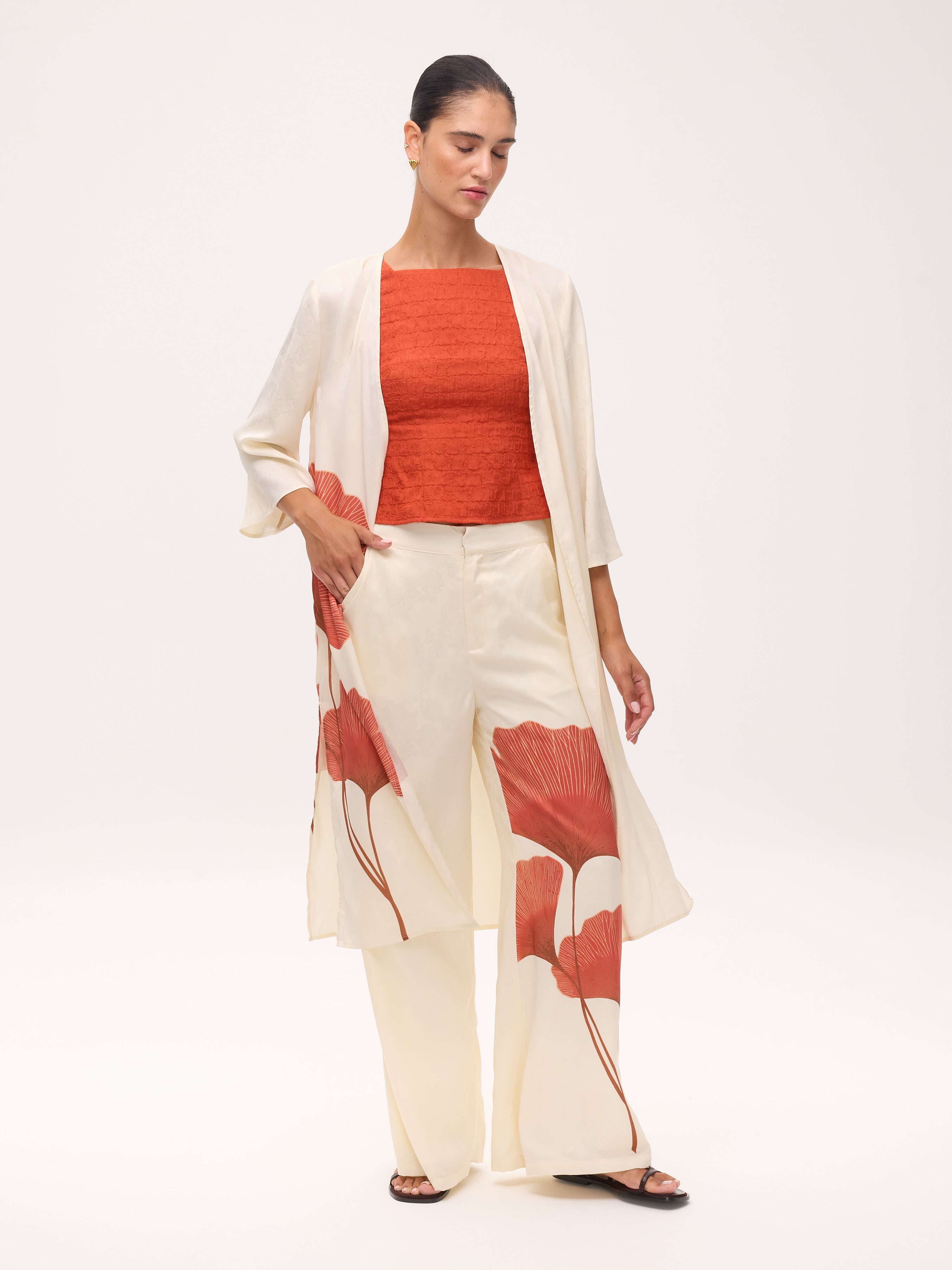 LEAR TOP - Top tirantes textura naranja, para invitadas de boda, fiesta y eventos de primvera y verano. MIOH es la marca española de vestidos de fiesta mas de moda, preferida por influencers y famosas de España