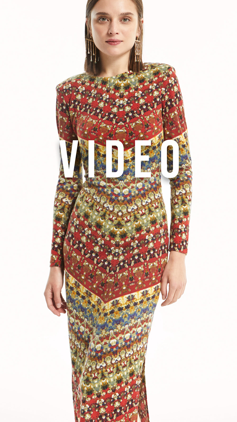 mioh | NOVA - Vestido midi punto para invitada de boda. Vestido cómodo para vestir a diario o para invitada perfecta de boda, fiesta u otra clase de eventos informales. Pura tendencia 2022. Estampado étnico precioso que podrás lucir en toda clase de ocasiones. Ajuste perfecto por el tejido elástico. Te lo pondrás una y otra vez. Acierto seguro.
