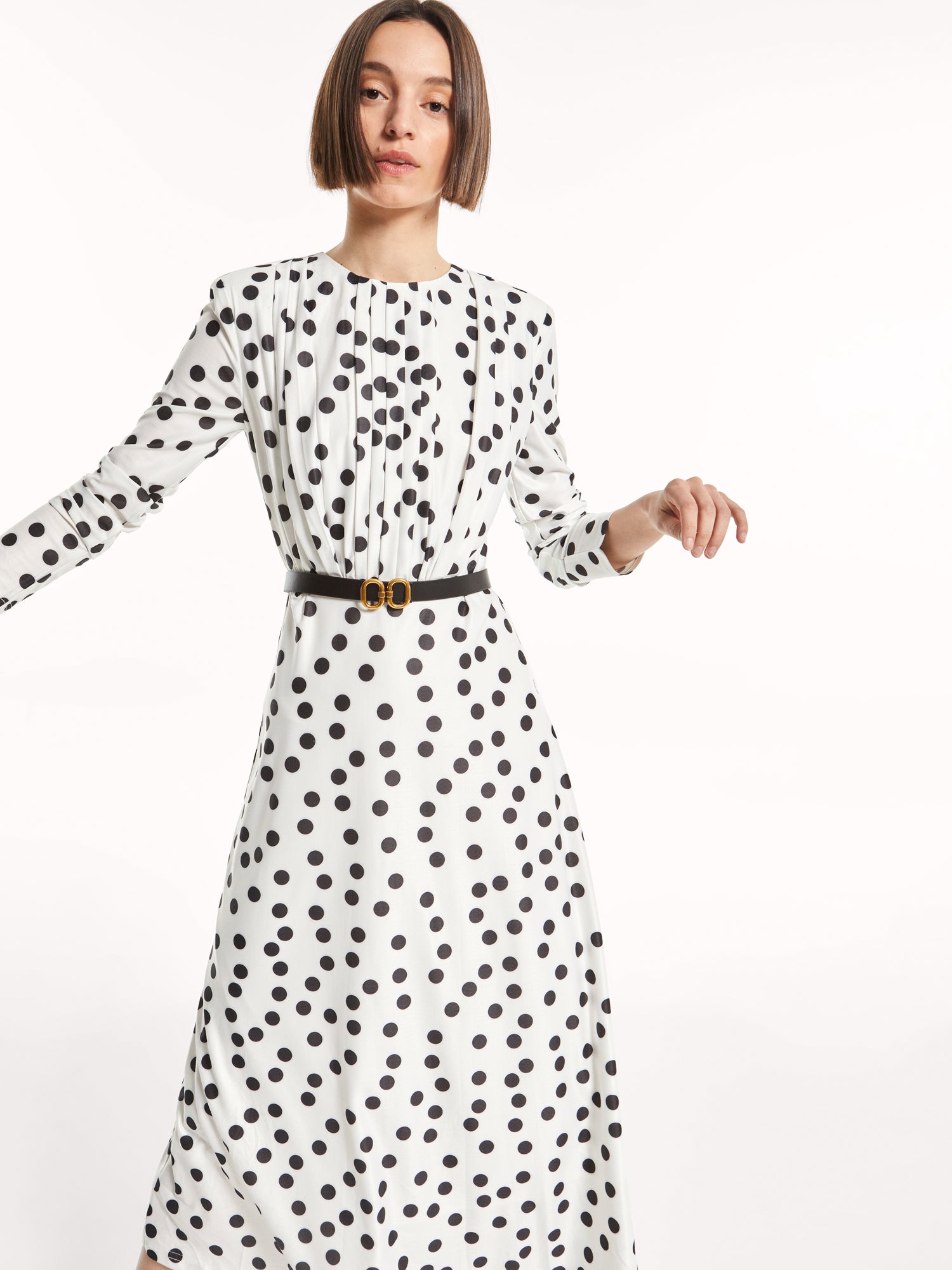 mioh | SWING DOTS - Vestido midi lunares para invitada de boda y eventos